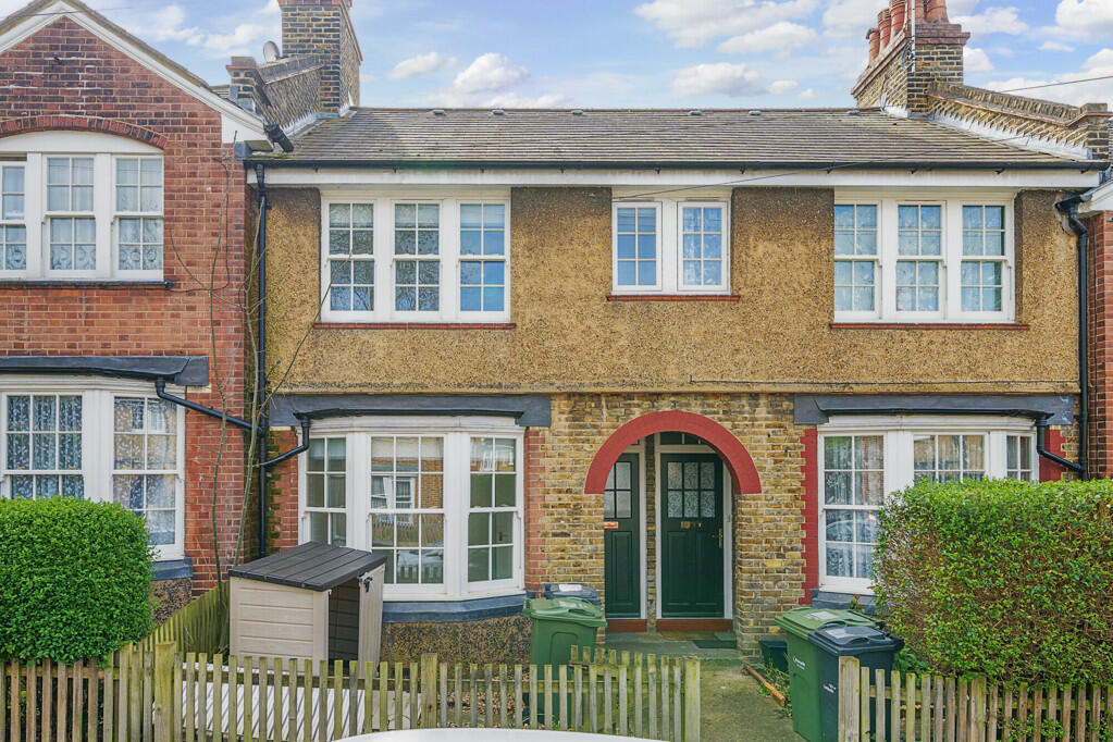 2 bedroom terraced house for sale in Rosendale Road, London, SE24