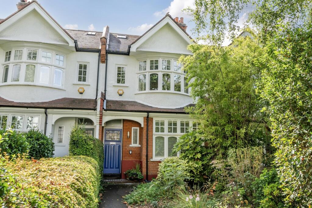 Main image of property: Lordship Lane, London