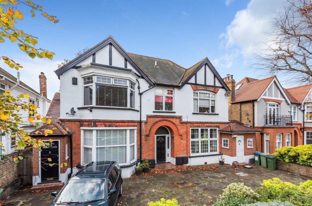 1 bedroom apartment for sale in Glenesk Road, London, SE9