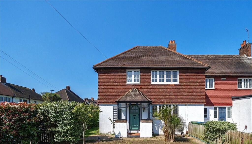 Main image of property: Dickson Road, London