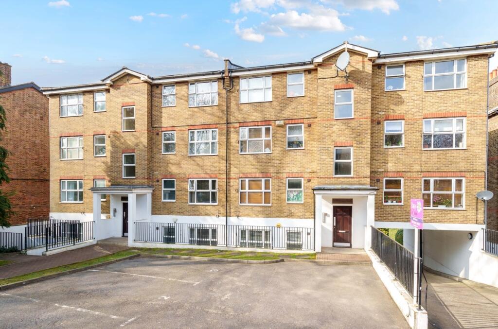 2 bedroom apartment for sale in Wood Vale, London, SE23