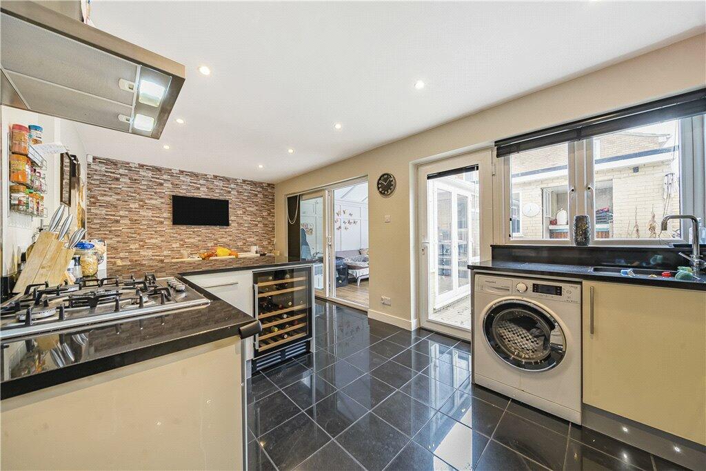 Additional property image - Bader Walk, Northfleet, Gravesend