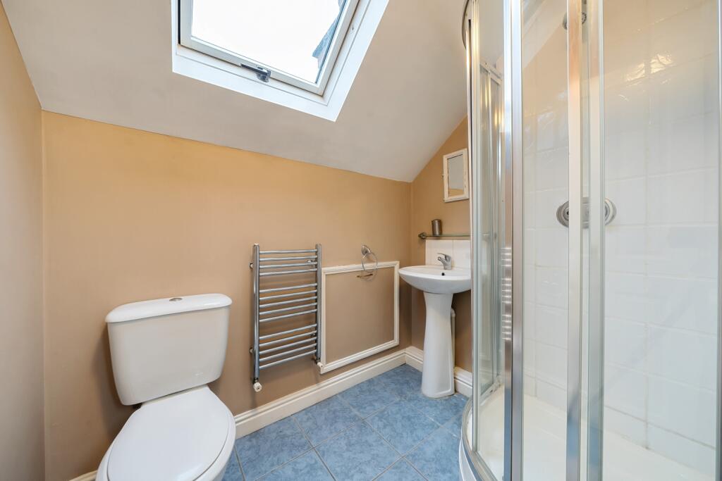 Additional property image - Alexandra Crescent, Bromley