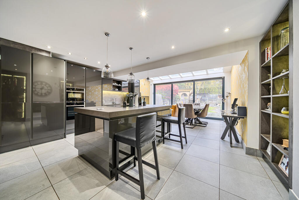 Main image of property: Portland Road, Bromley