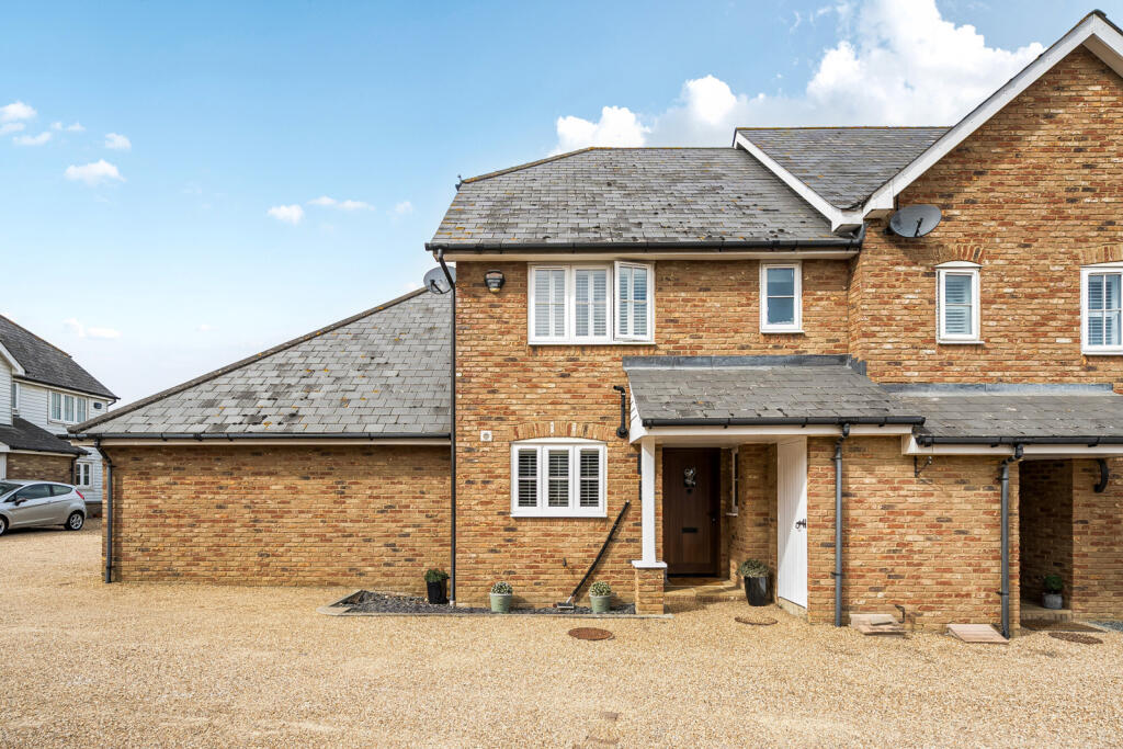 Main image of property: Russett Farm, Rainham, Gillingham