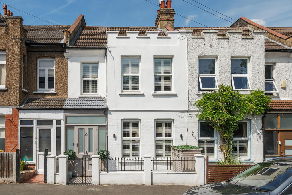 Main image of property: Studland Road, London