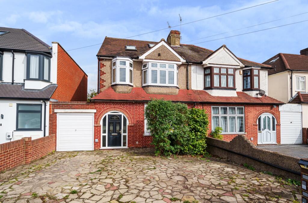4 bedroom semidetached house for sale in Westwood Lane, Welling, DA16