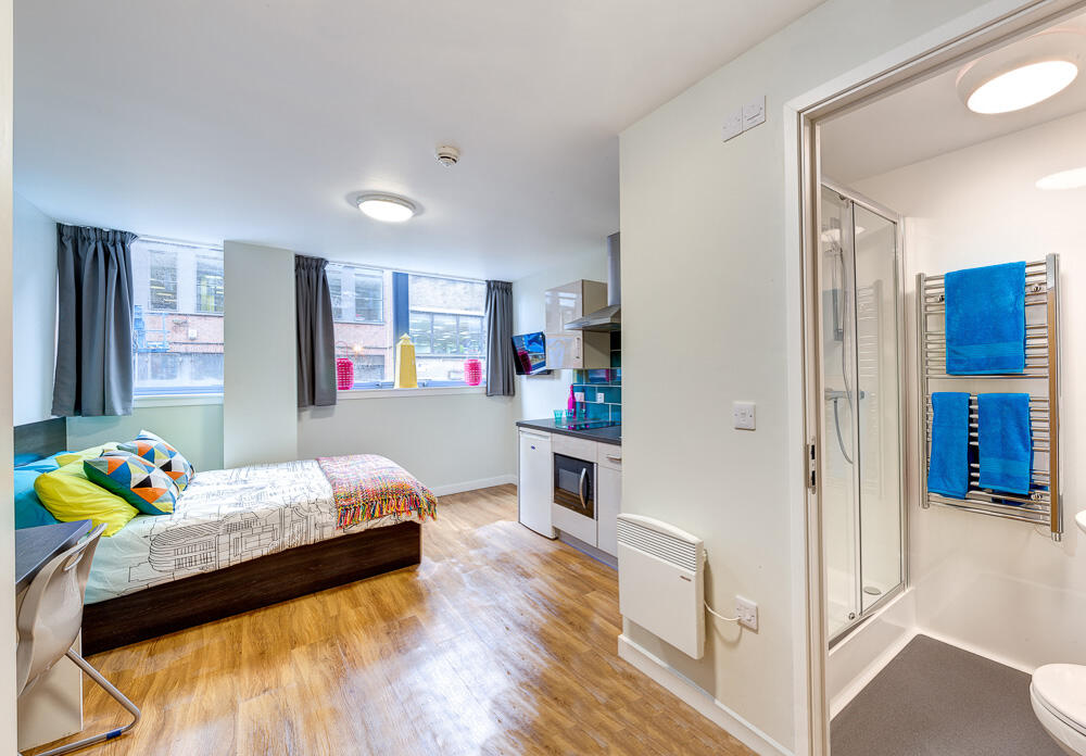 Main image of property: Bath Street, Glasgow, G2