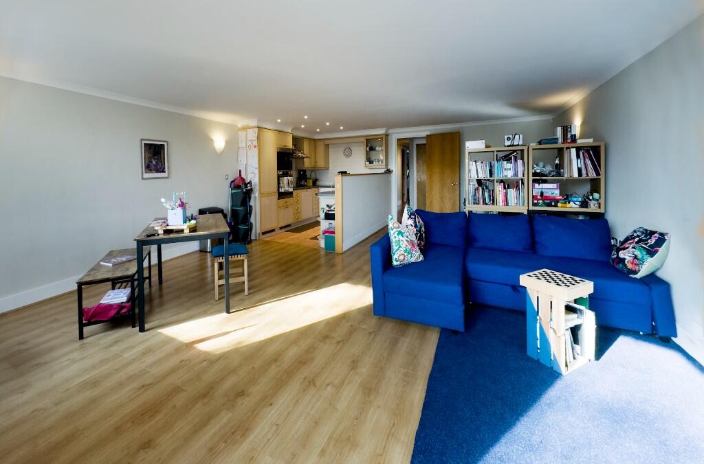 Main image of property: Chiswick, London, W4