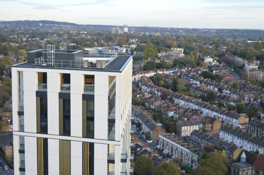 Main image of property: Station Road, London