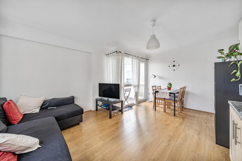 Main image of property: Nelson Square, London