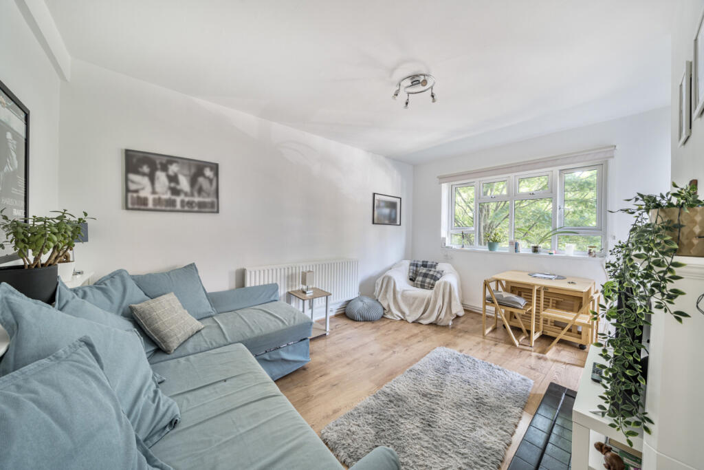 Main image of property: Redcross Way, London