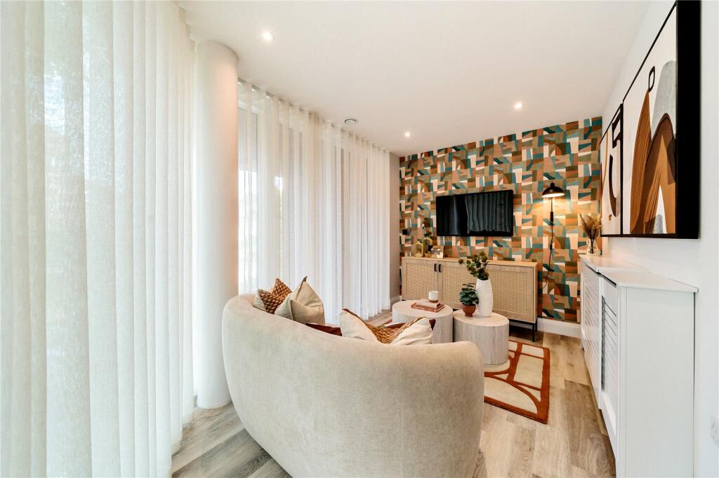 Additional property image - Tweedy Road, Bromley