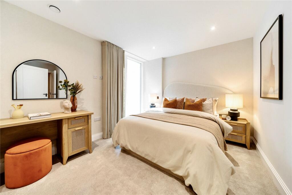 Additional property image - Tweedy Road, Bromley