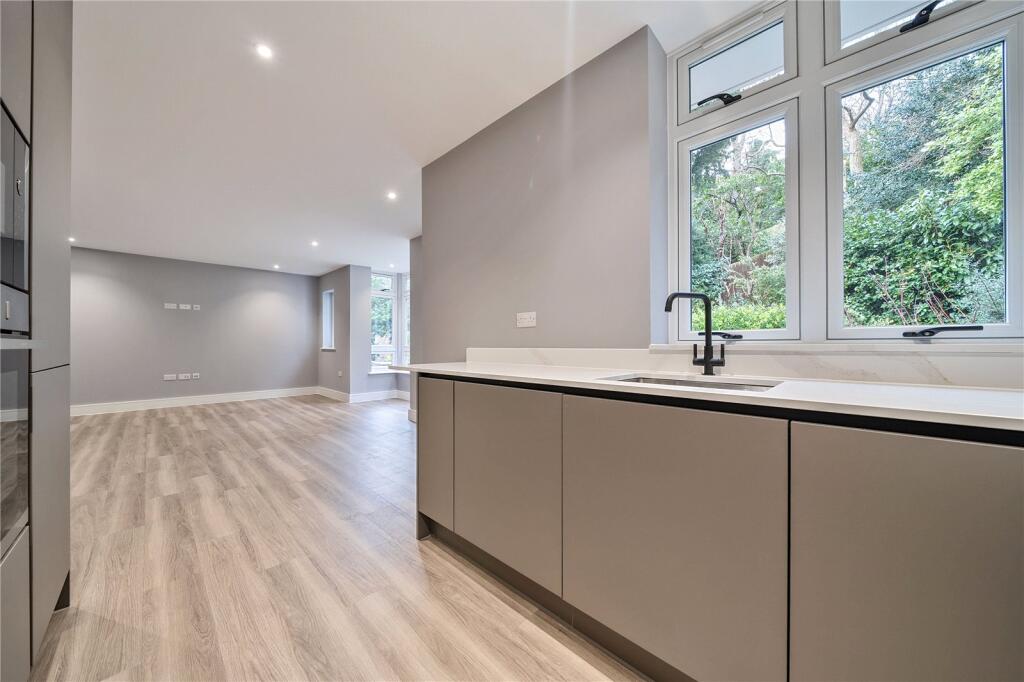 Additional property image - Bromley Avenue, Bromley