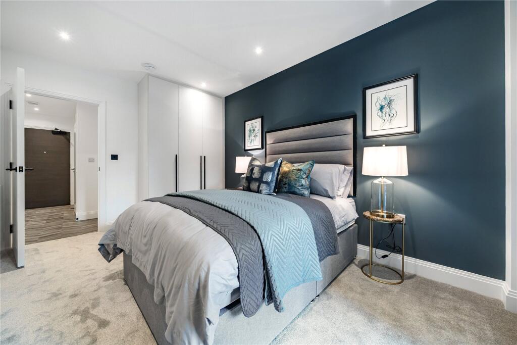 Additional property image - Station Road, Sidcup