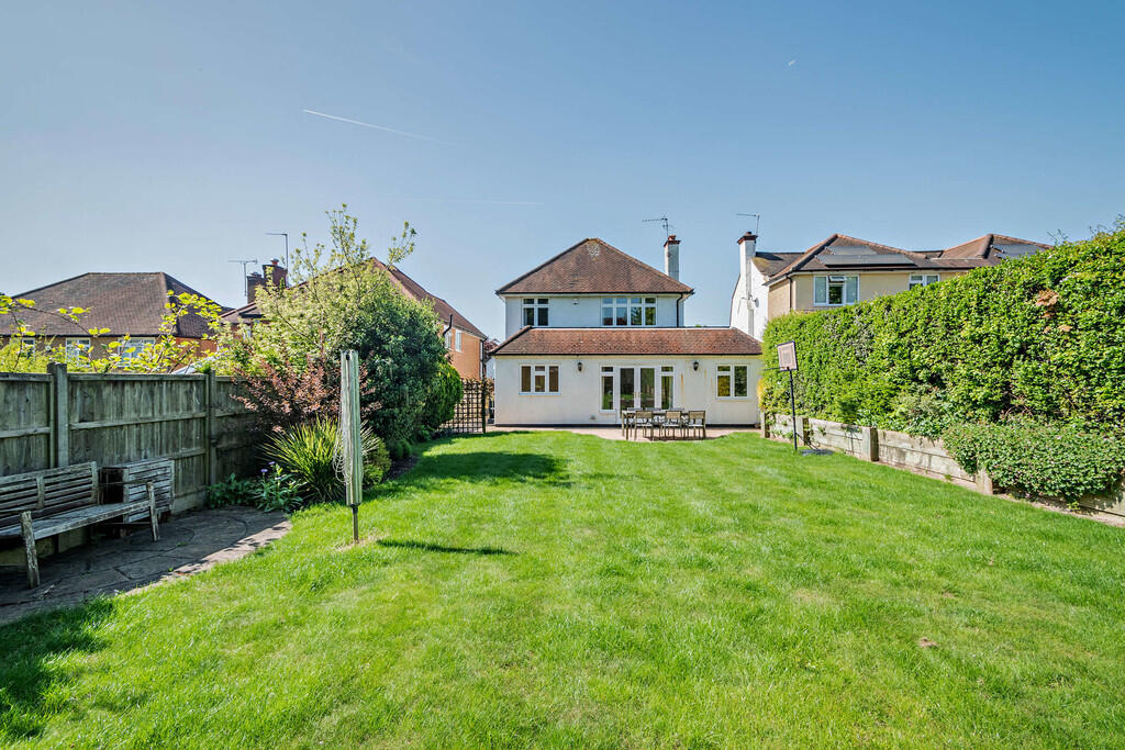 Main image of property: Hill Rise, Rickmansworth