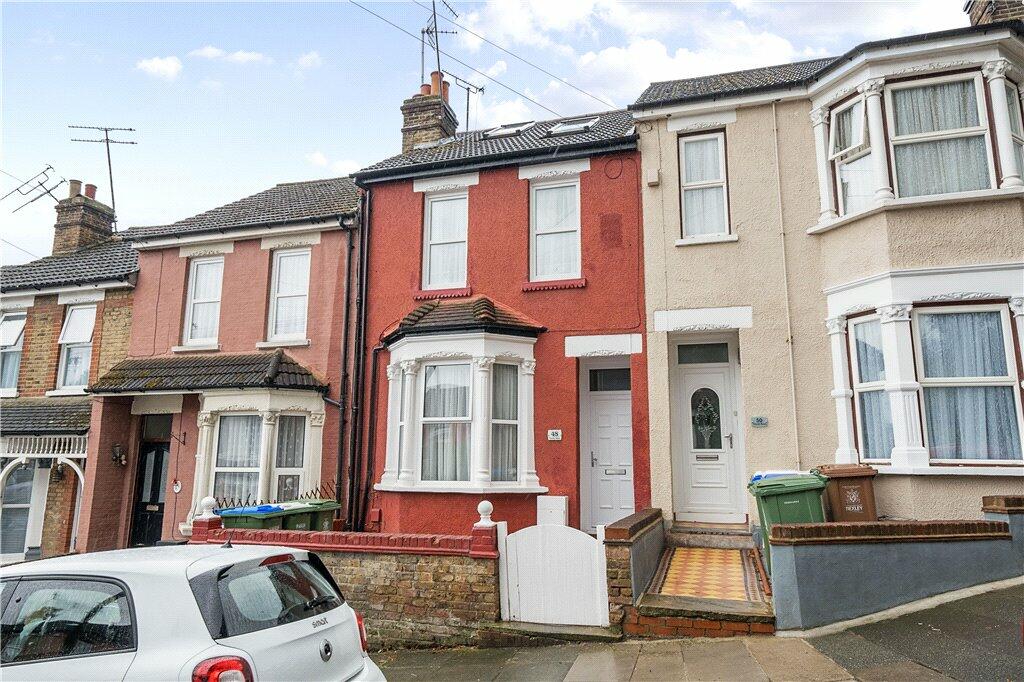 3 bedroom terraced house for sale in Road, Erith, DA8