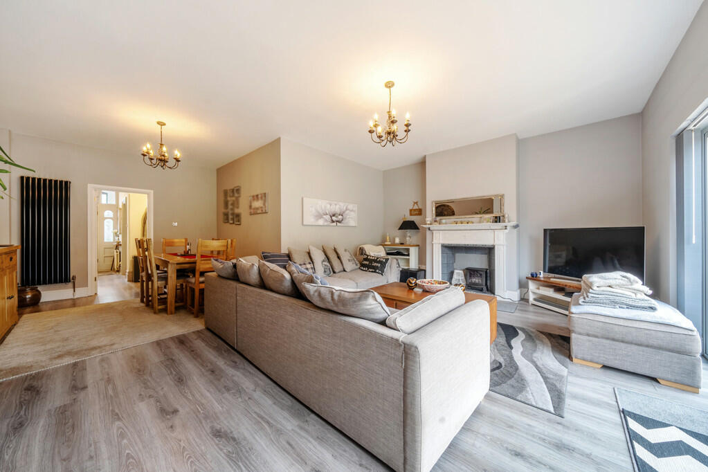 Additional property image - Avenue Road, Kent