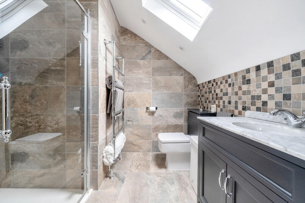 Additional property image - Avenue Road, Kent