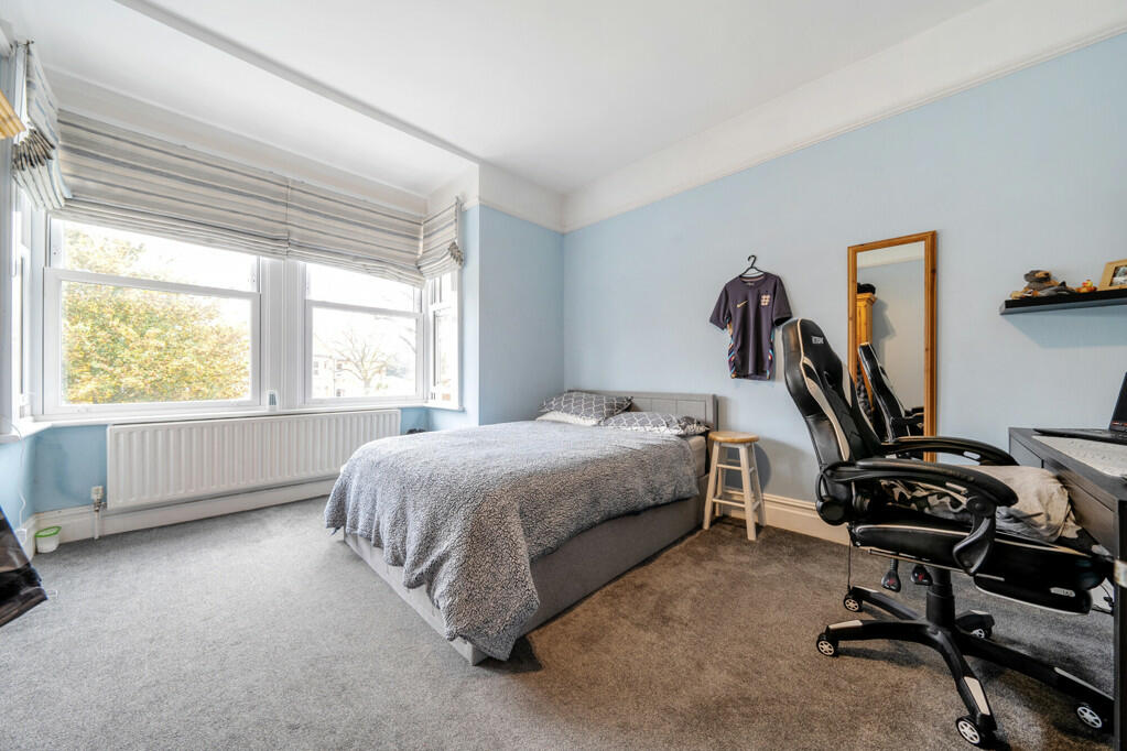 Additional property image - Avenue Road, Kent