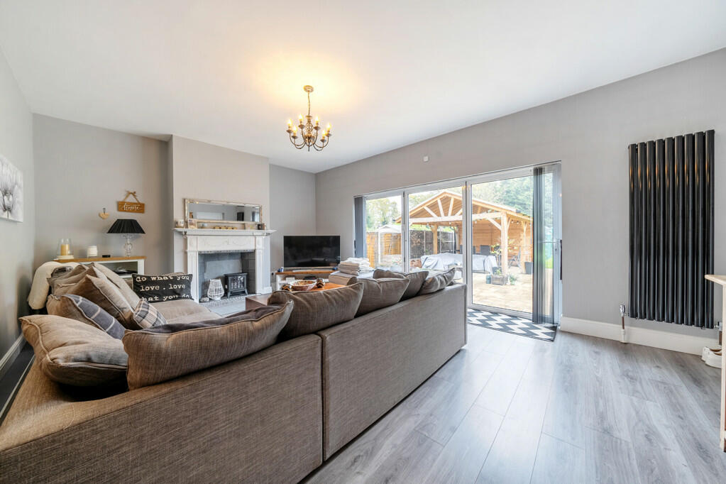 Additional property image - Avenue Road, Kent