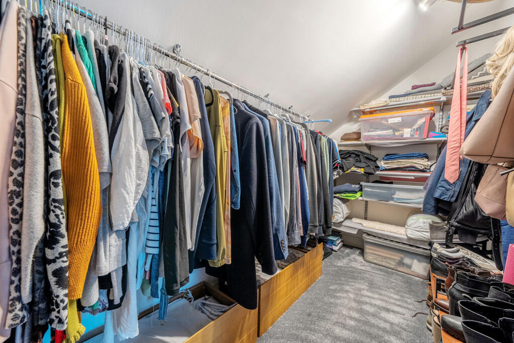 Additional property image - Avenue Road, Kent