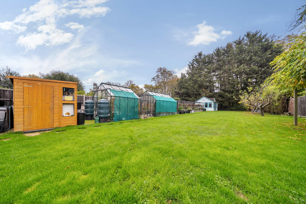 Additional property image - Avenue Road, Kent
