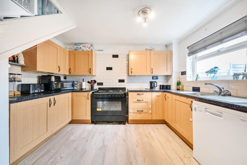 Additional property image - Silver Spring Close, Erith