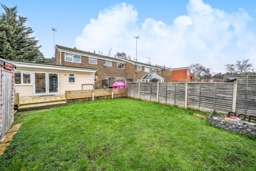 Additional property image - Silver Spring Close, Erith