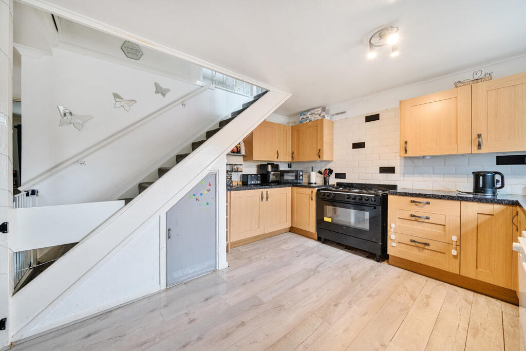 Additional property image - Silver Spring Close, Erith
