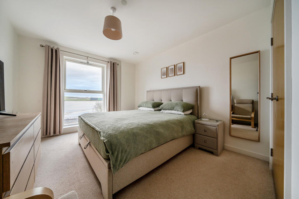 Additional property image - Erith High Street, Erith