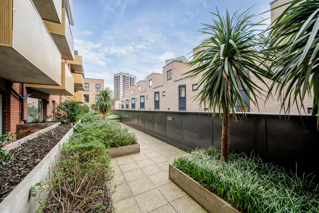 Additional property image - Erith High Street, Erith