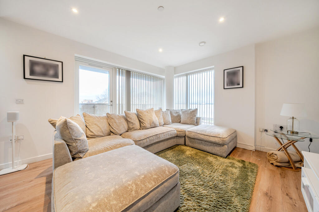 Additional property image - Erith High Street, Erith