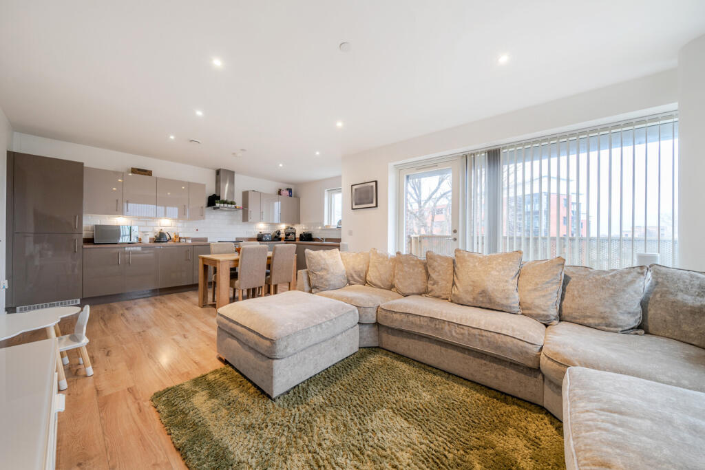 Additional property image - Erith High Street, Erith