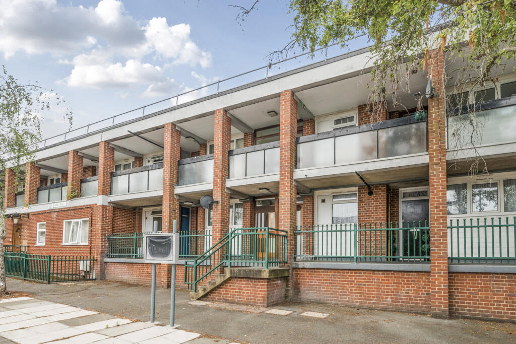 Main image of property: Simnel Road, Lee