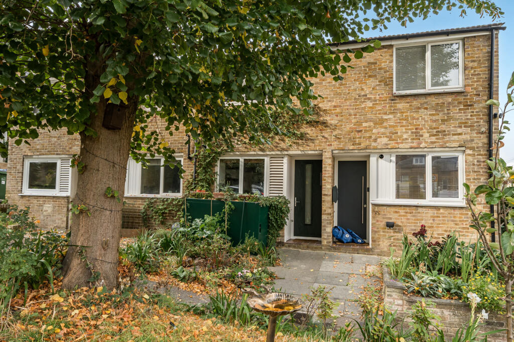 Main image of property: Point Hill, Greenwich
