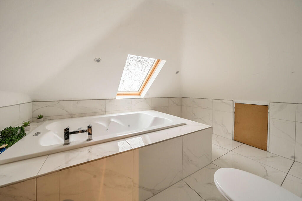 Additional property image - Beck Lane, Beckenham, Kent
