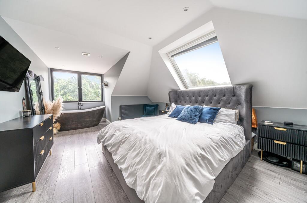 Additional property image - Elmers End Road, Beckenham