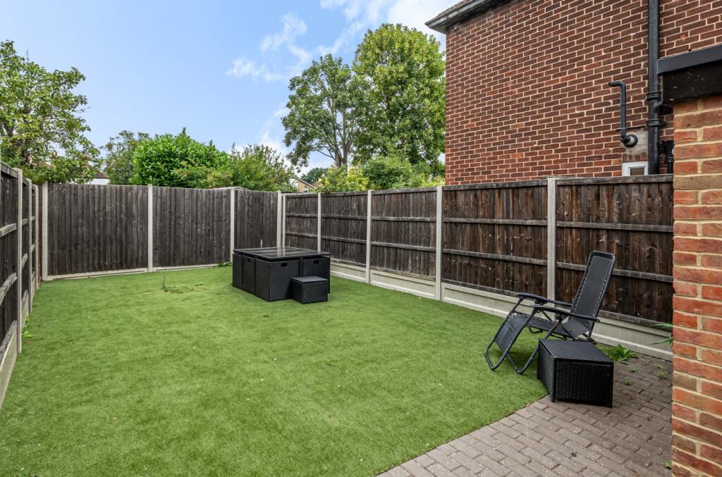 Additional property image - Elmers End Road, Beckenham
