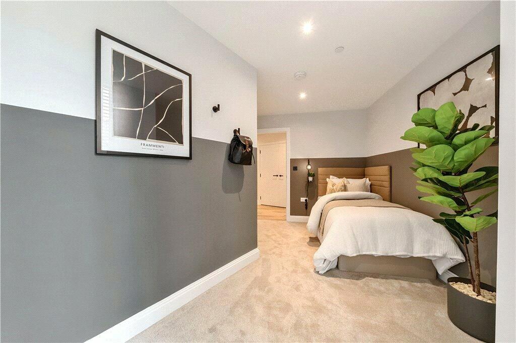 Additional property image - Tweedy Road, Bromley