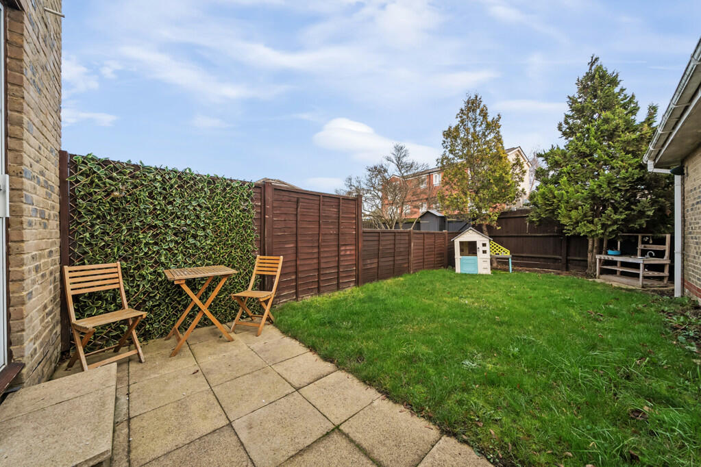 Additional property image - Bell Cottages, Woldham Road, Bromley