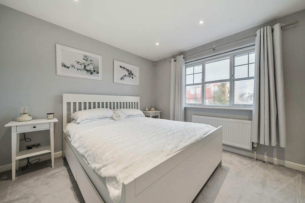 Additional property image - Bell Cottages, Woldham Road, Bromley