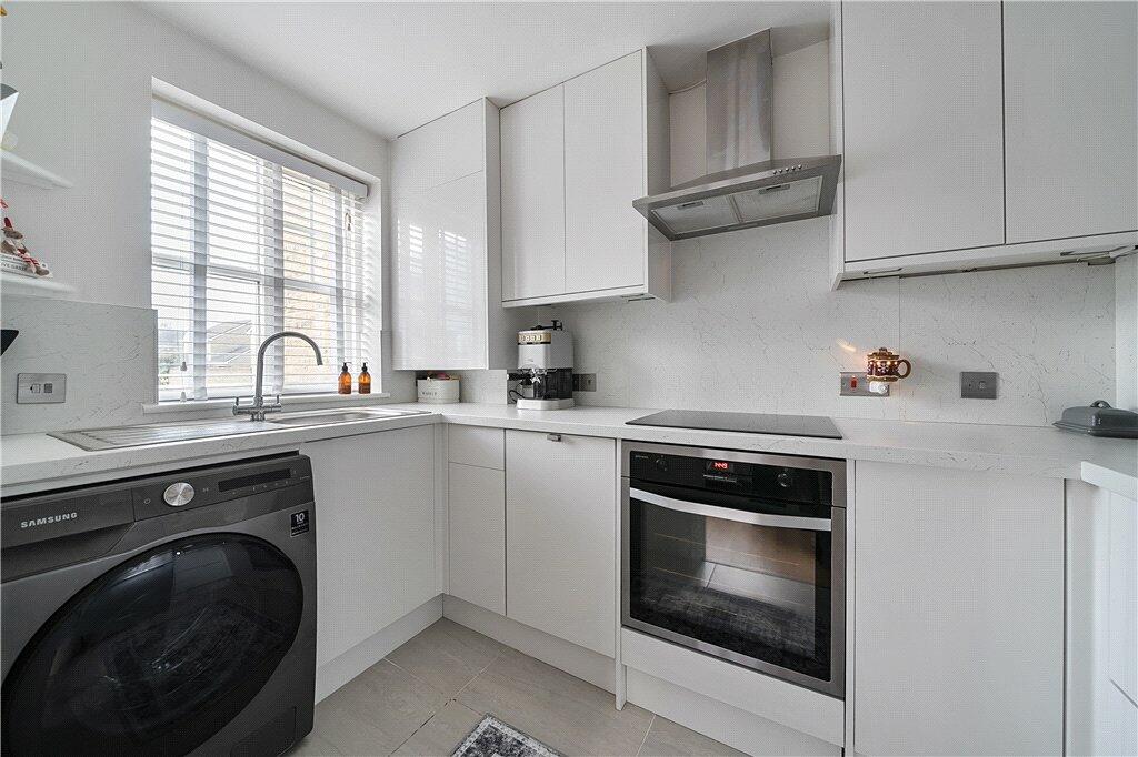 Additional property image - Bell Cottages, Woldham Road, Bromley