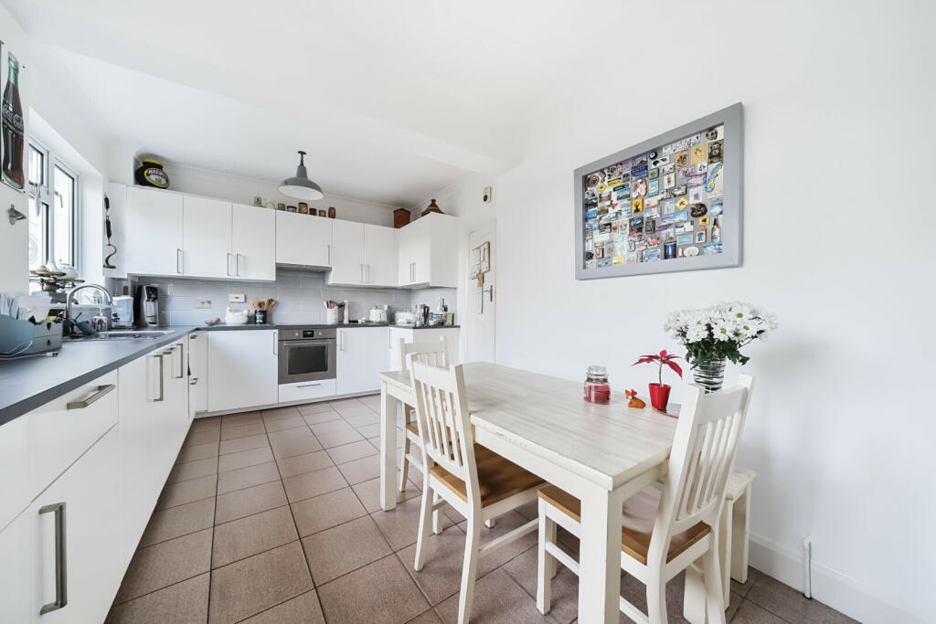 Additional property image - Avondale Road, Bromley