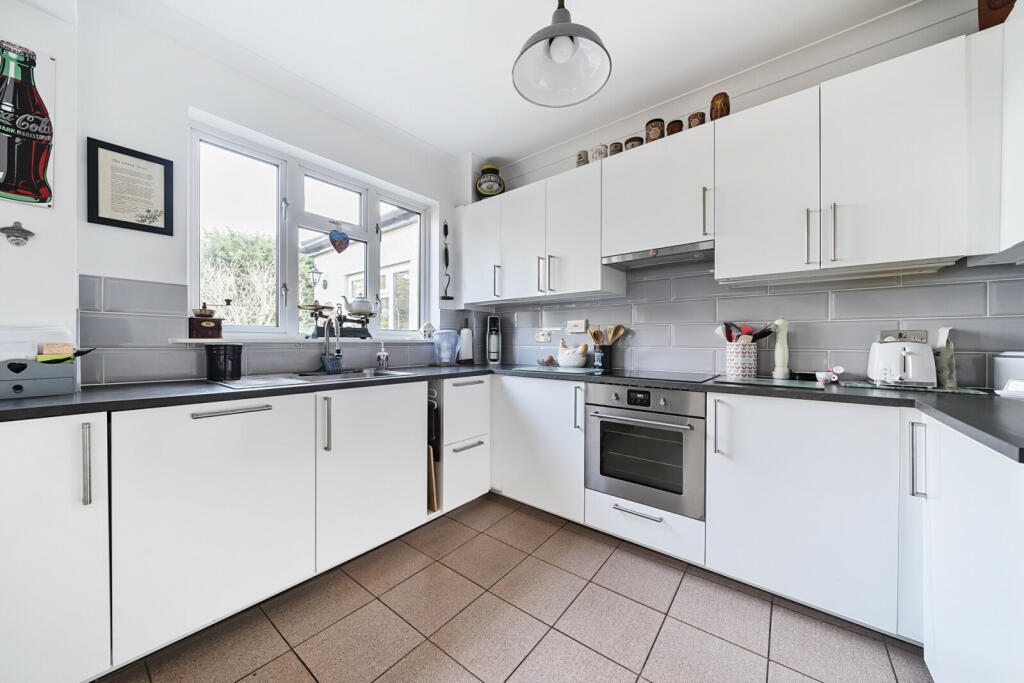 Additional property image - Avondale Road, Bromley