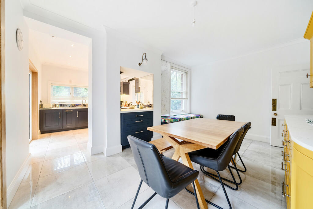 Additional property image - Kings Avenue, Bromley
