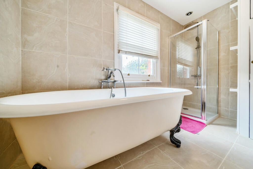 Additional property image - Kings Avenue, Bromley