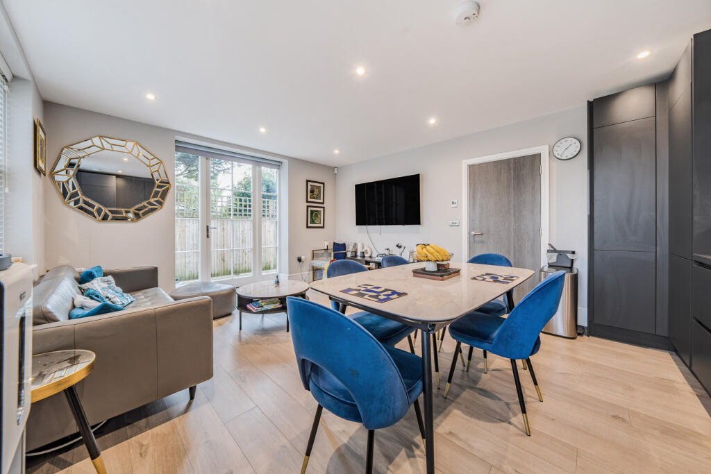 Additional property image - Bromley Common, Bromley