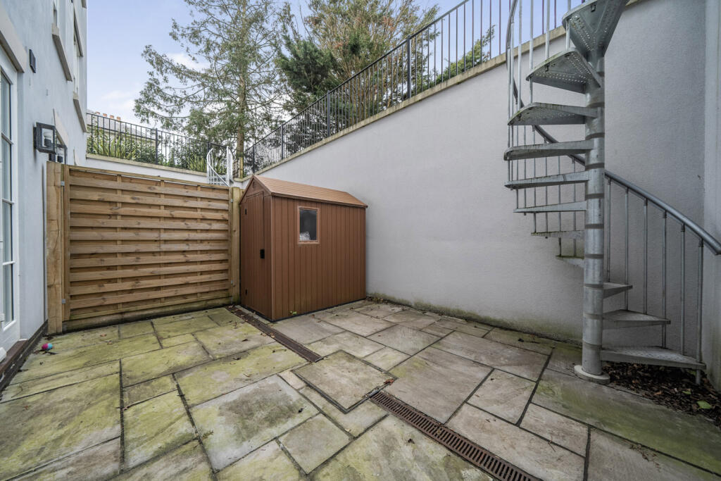 Additional property image - Bromley Common, Bromley